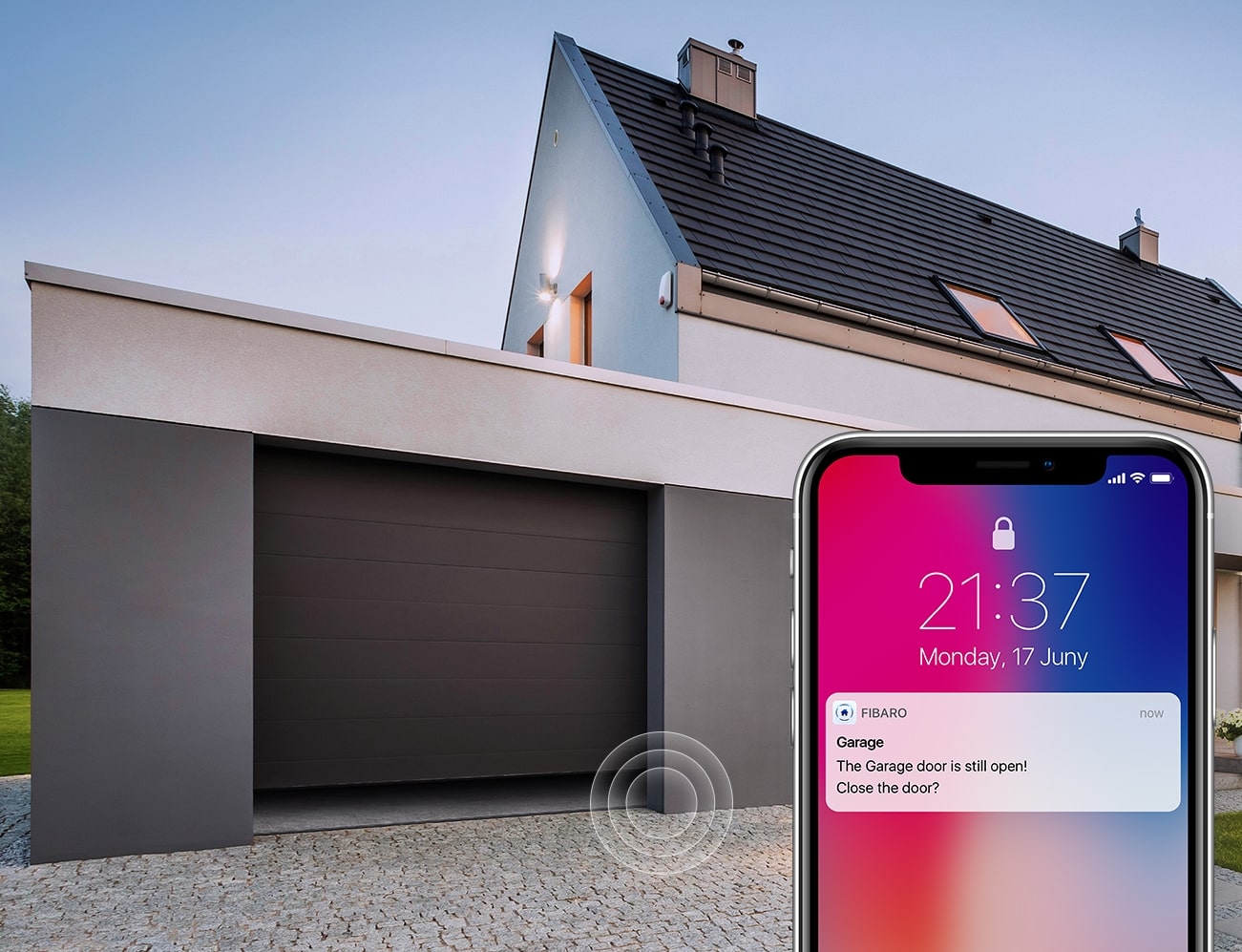 Fibaro garage door top